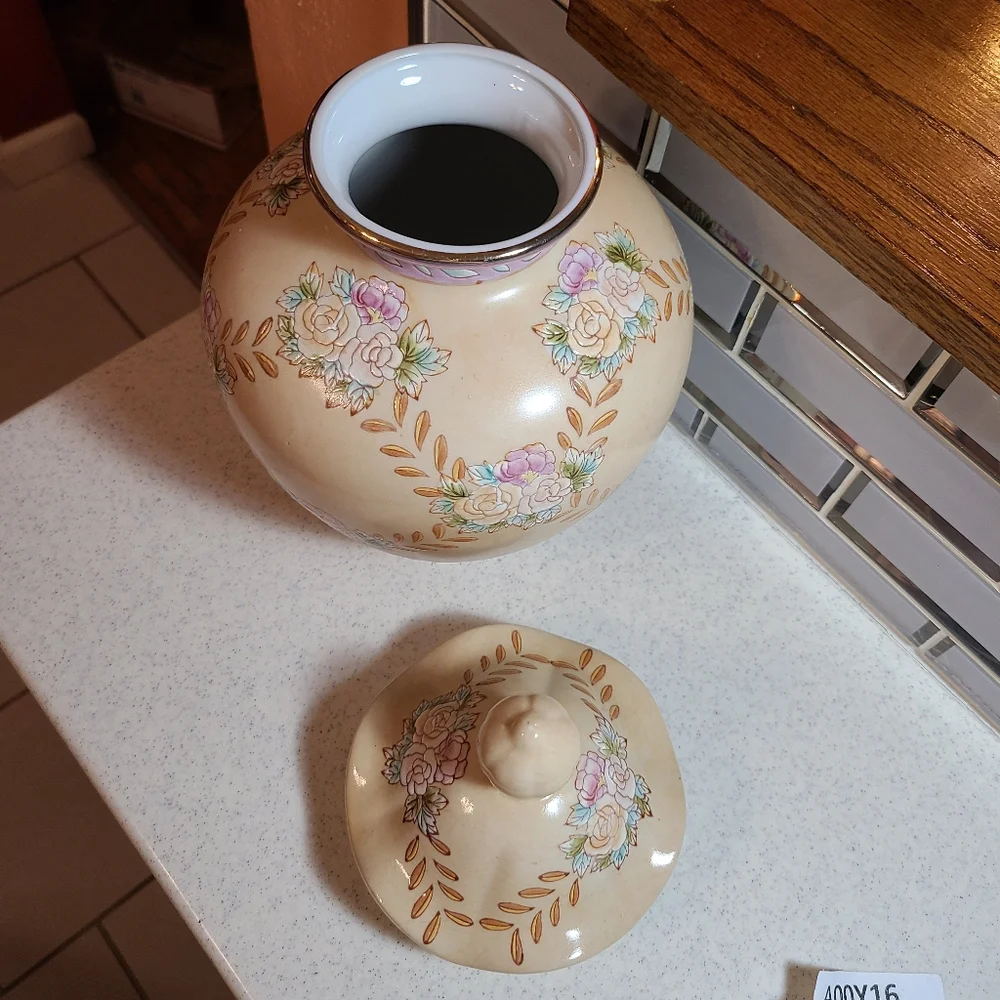Floral Ceramic Vase with Pastel Accents With Lid